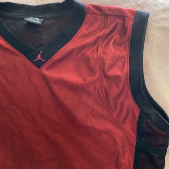Mens XL Air Jordon Sleeveless Top - Picture 2 of 5